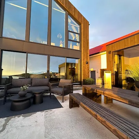 Oceanview Jacuzzi, Sauna & Sea Views Prázdninový dům
